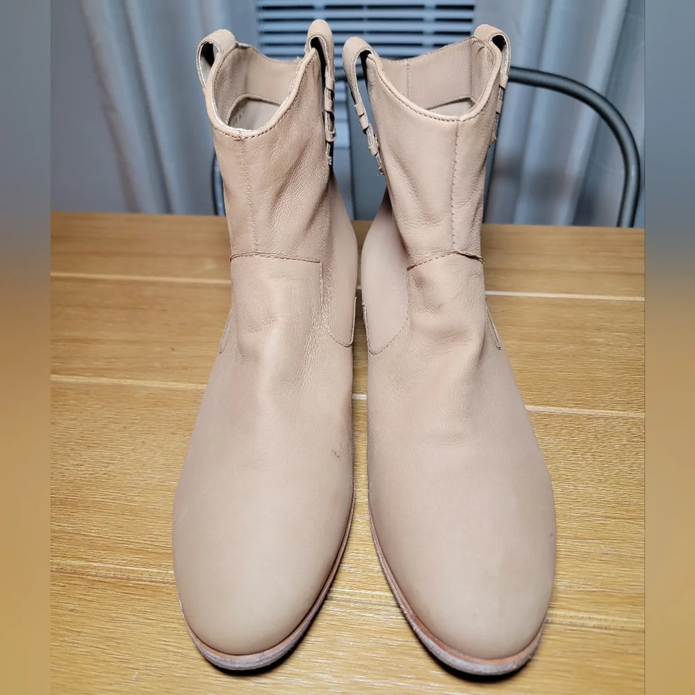 Jack Rogers Stella Pull On Boot‎ - Size 8.5
